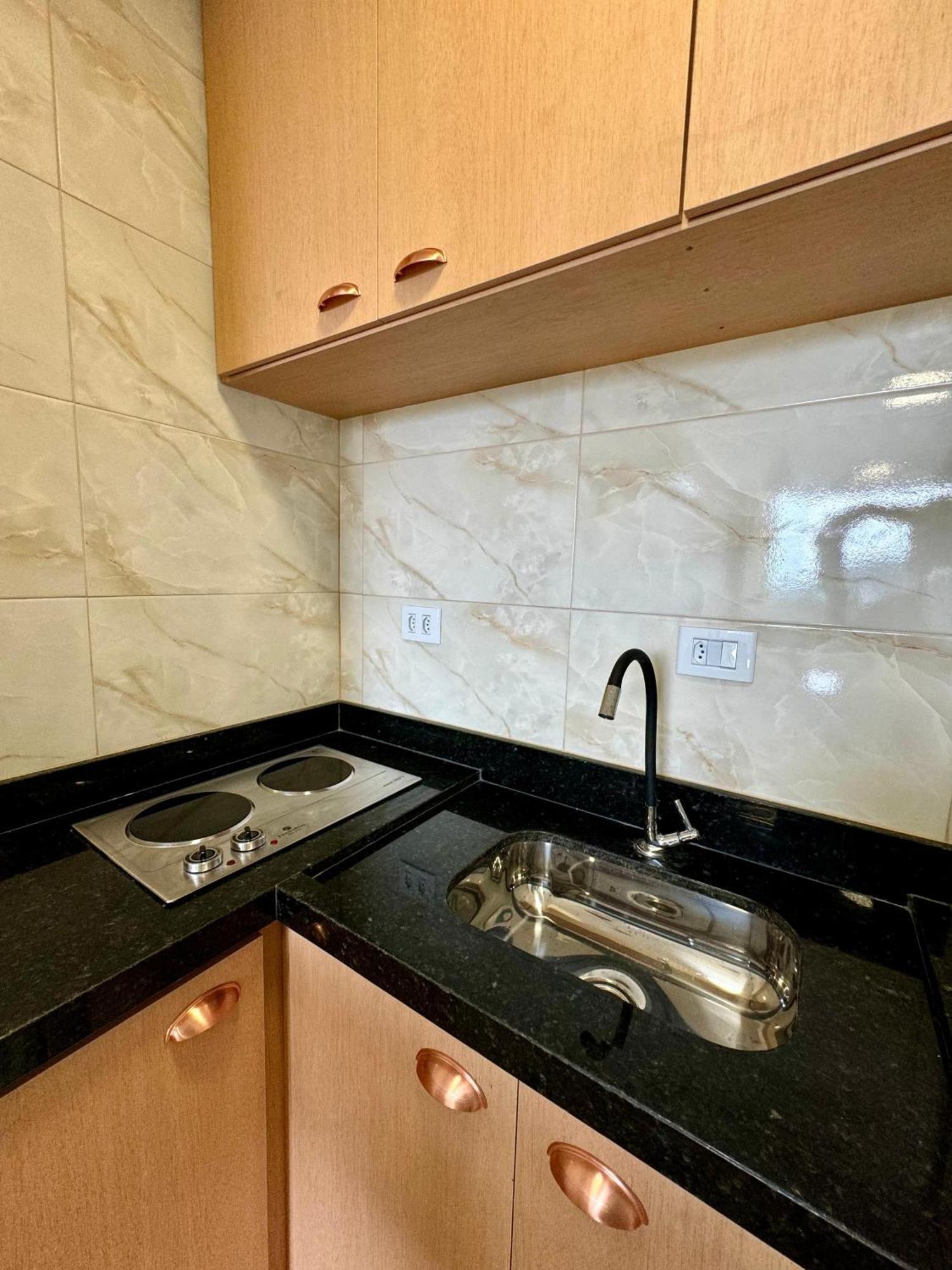 Kitnet Pitangueiras Boulevard Guaruja